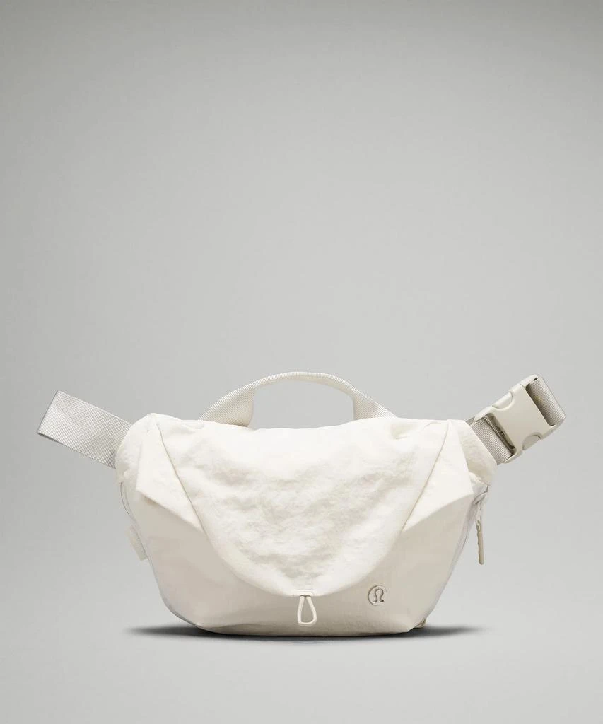 Curved Crossbody Bag 3L 商品