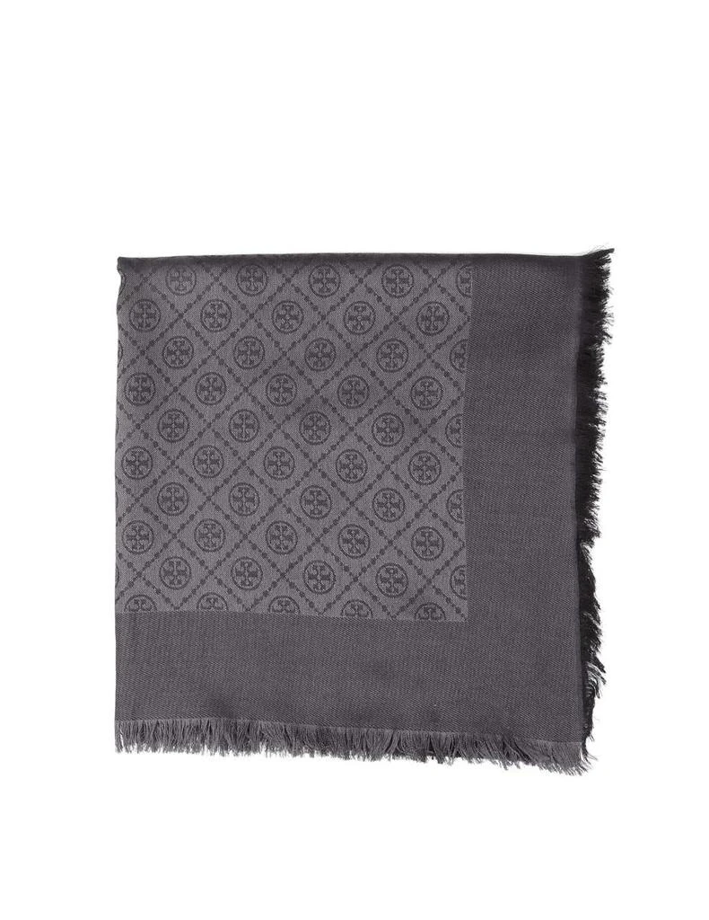 商品Tory Burch|TORY BURCH SOFT SCARF WITH FRINGED EDGES,价格¥2160,第2张图片详细描述