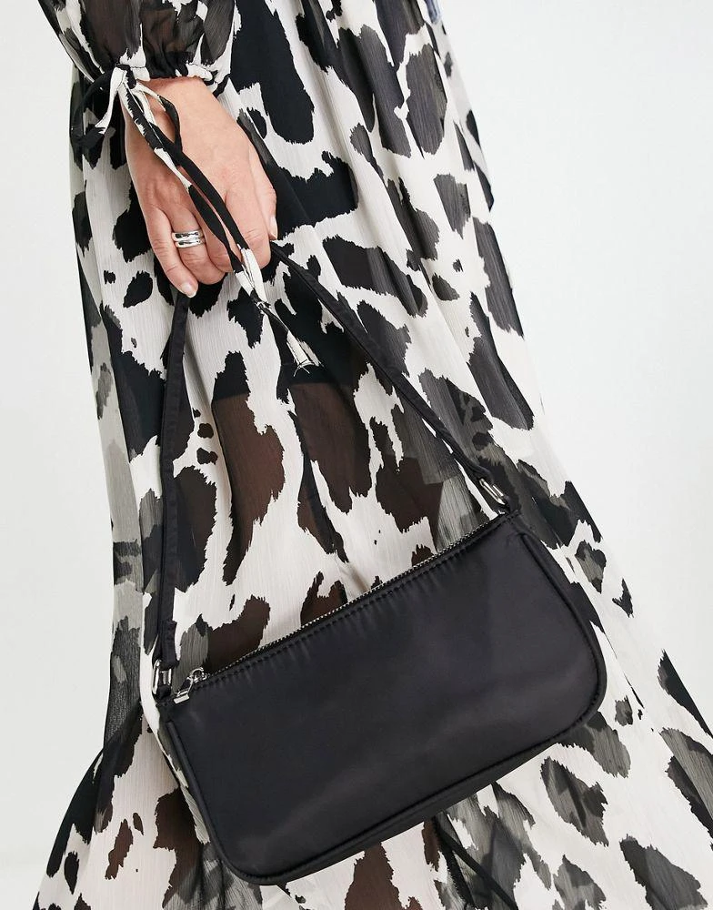 商品ASOS|ASOS DESIGN slim 90s shoulder bag in black nylon,价格¥63,第2张图片详细描述
