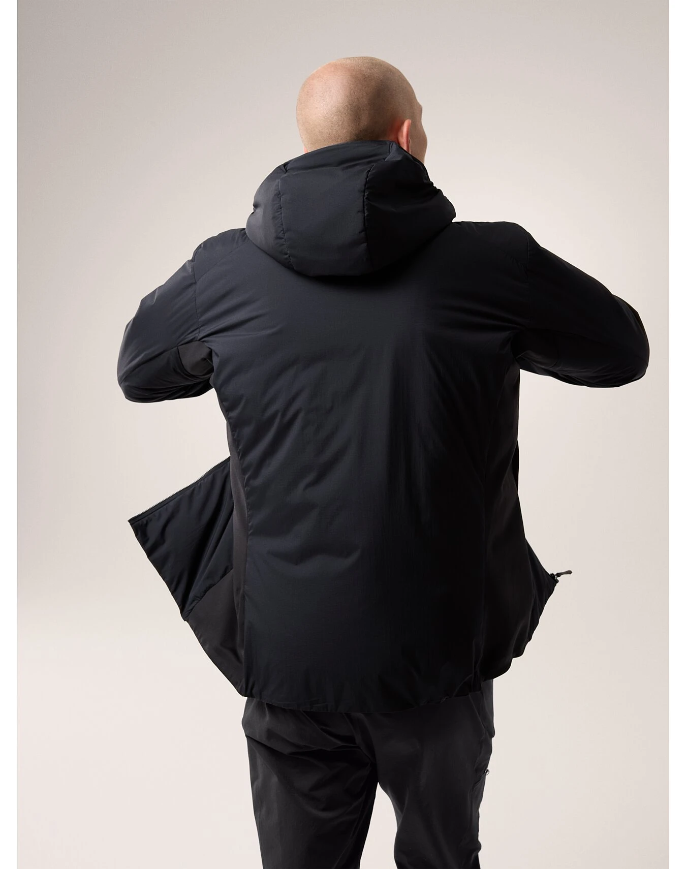 商品Arc'teryx|Arc'teryx 男士户外冲锋衣 X000007487BLACK 黑色,价格¥2183,第4张图片详细描述