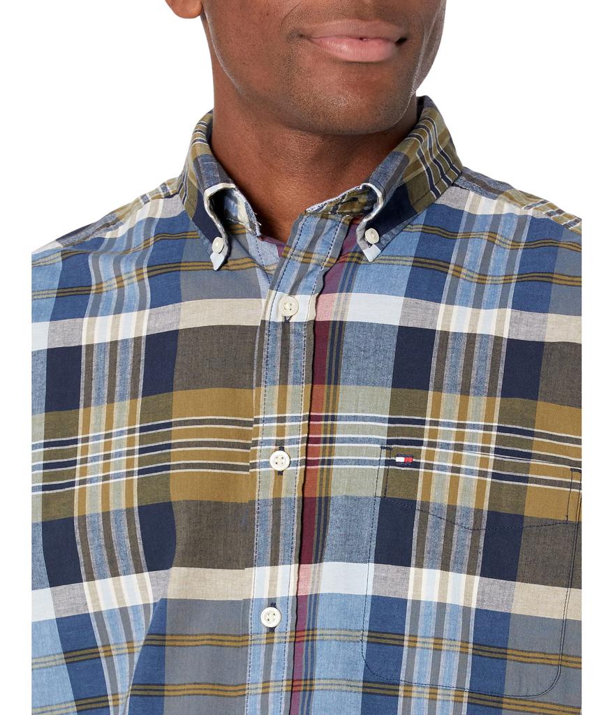 Long Sleeve Button-Down Shirt in Classic Fit商品第3张图片规格展示