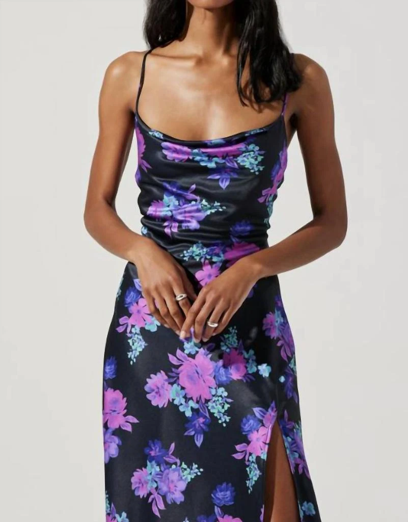 商品ASTR|Gaia Floral Midi Dress In Purple,价格¥554,第3张图片详细描述