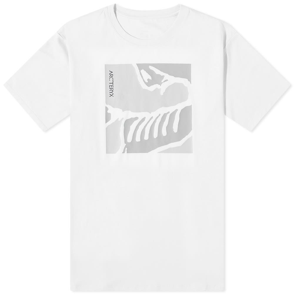 男款 始祖鸟 Skeletile系列 徽式T恤 白色商品第1张图片规格展示