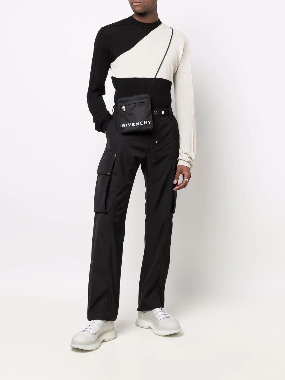 商品【商品预售7天】 Givenchy|Givenchy 男士单肩包 BK60CMK1HKGZIP001 黑色,价格¥2531,第3张图片详细描述