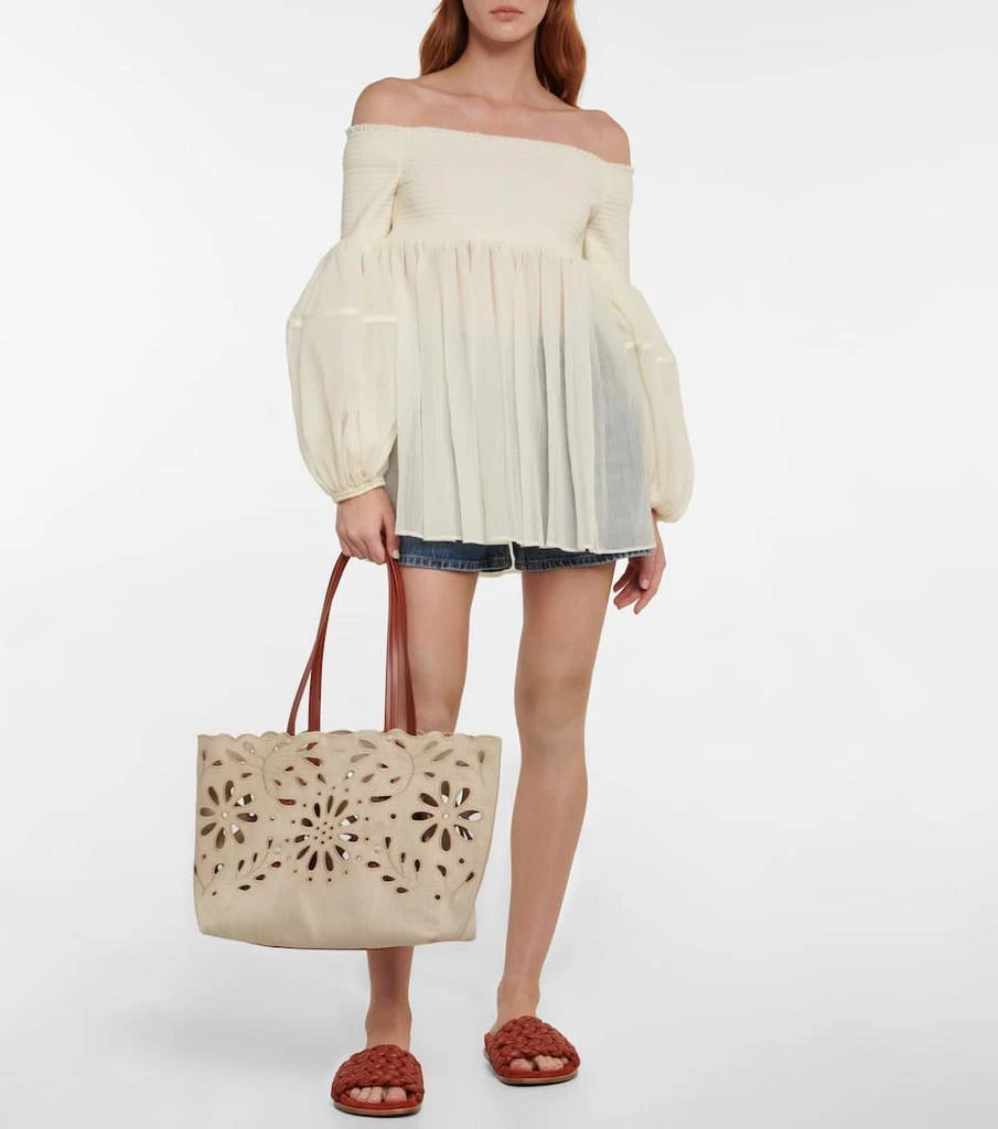 商品Chloé|Kamilla Medium broderie anglaise linen tote,价格¥9568,第5张图片详细描述
