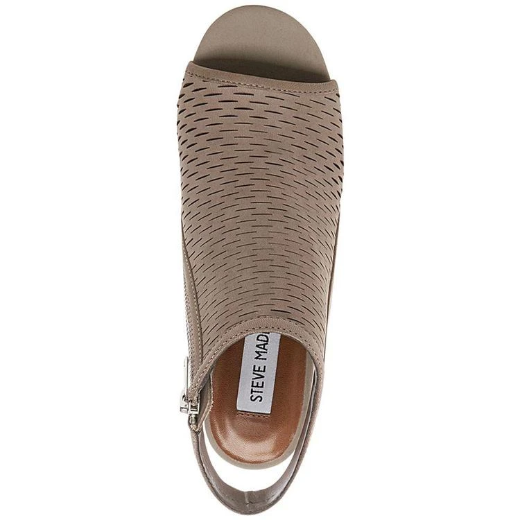 商品Steve Madden|Women's Winny Perforated Wedge Sandals,价格¥407,第5张图片详细描述