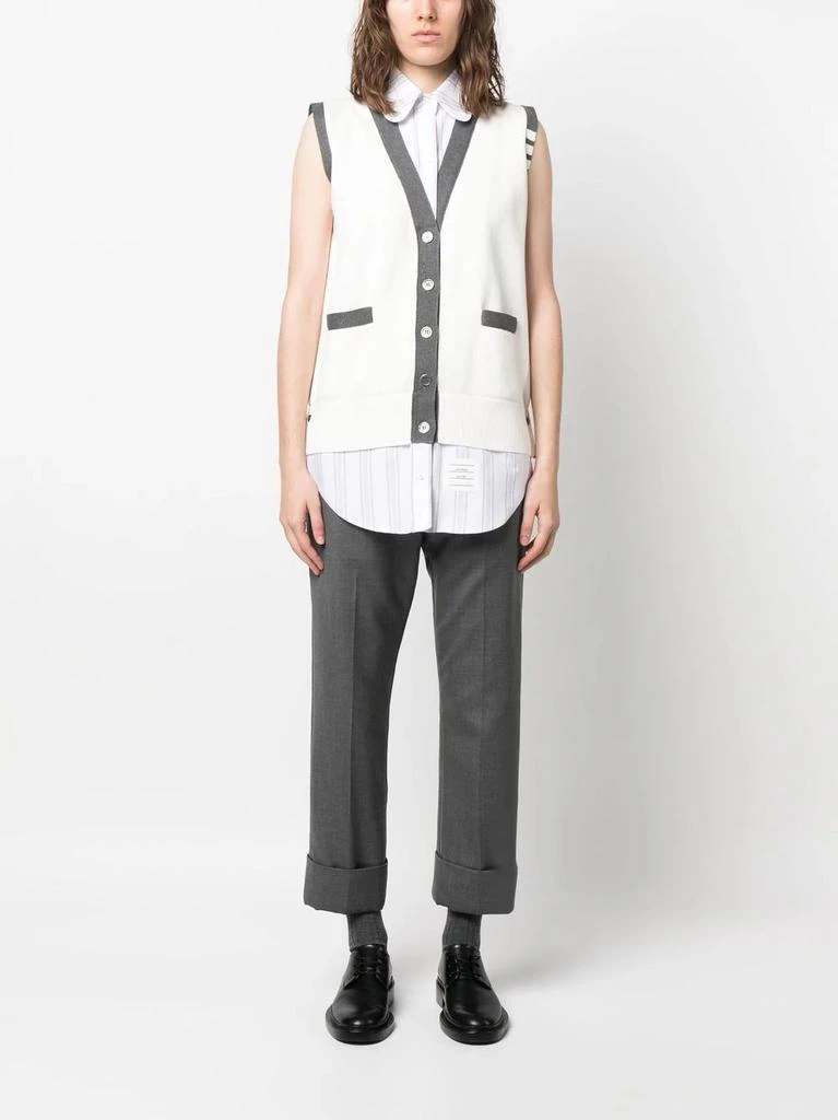 商品Thom Browne|THOM BROWNE WOMEN 4 BAR ROUND COLLAR OXFORD SHIRT V-NECK CARDIGAN COMBO,价格¥12095,第3张图片详细描述