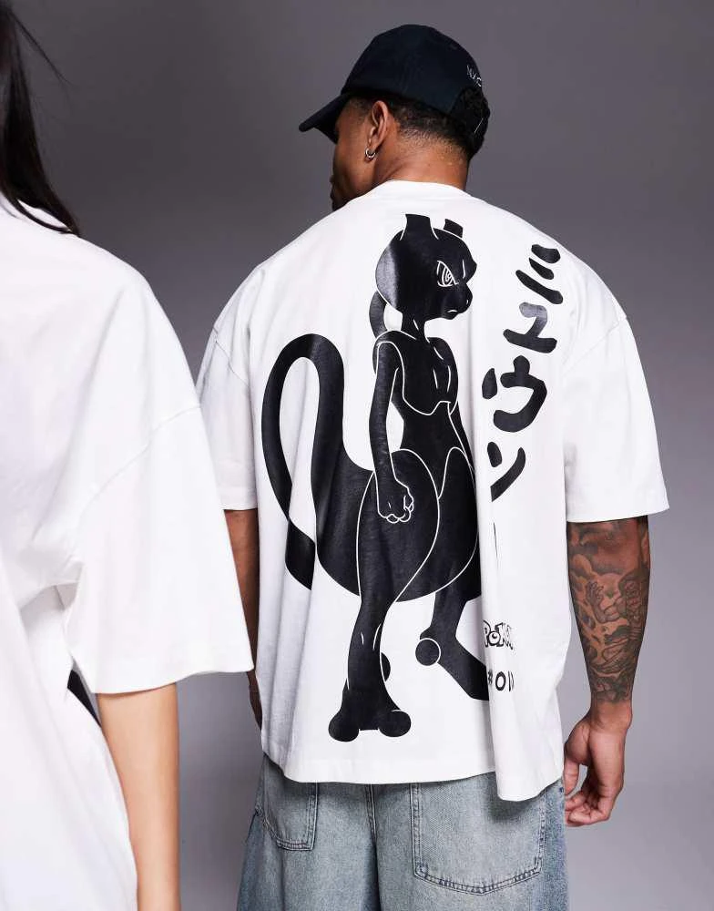 商品ASOS|ASOS DESIGN Pokemon unisex oversized t-shirt with Mewtwo prints in off white,价格¥230,第4张图片详细描述