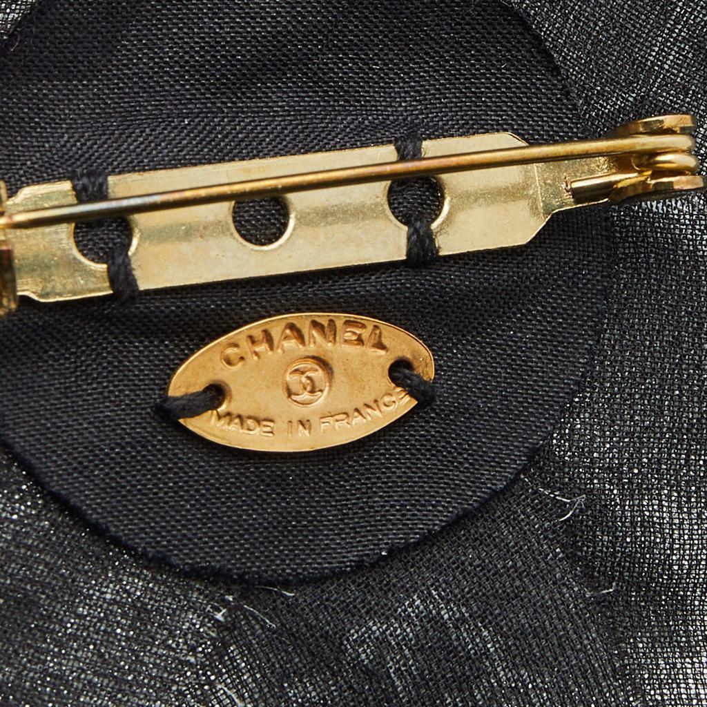 商品[二手商品] Chanel|Chanel Monochrome Printed Silk Camellia Pin Brooch,价格¥2529,第6张图片详细描述