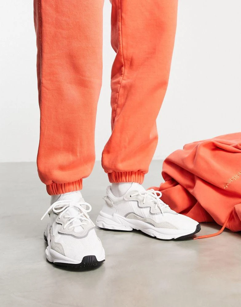 商品Adidas|adidas Originals Ozweego trainers in white,价格¥889,第4张图片详细描述