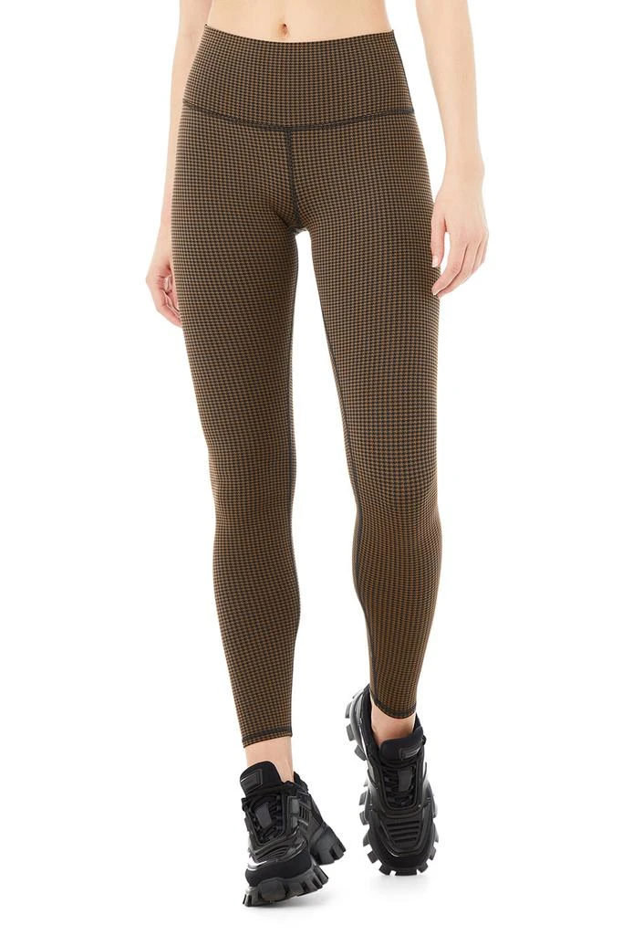 商品Alo|High-Waist Micro Houndstooth Legging - Hot Cocoa/Black,价格¥625,第1张图片