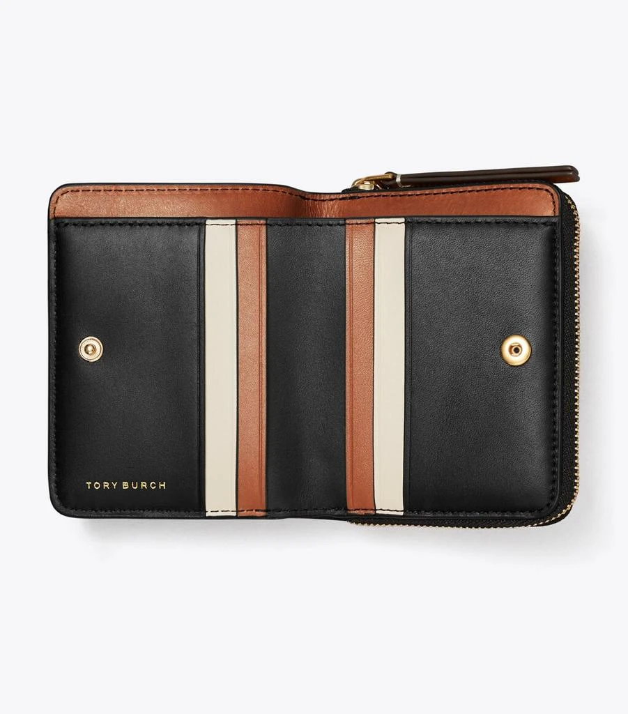 Robinson Pebbled Bi-Fold Wallet 商品