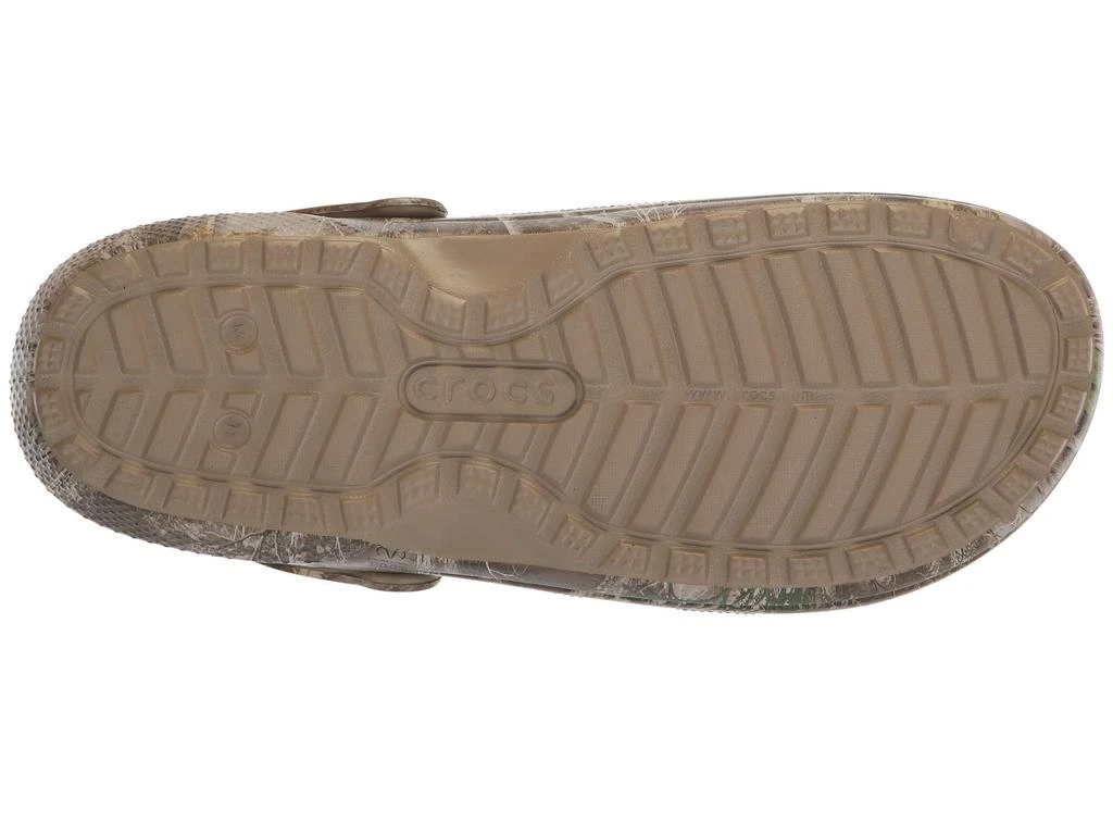 商品Crocs|Classic Lined Realtree Edge Clog,价格¥362,第3张图片详细描述