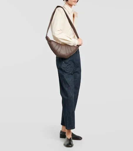 商品Lemaire|Croissant Small leather shoulder bag,价格¥9090,第5张图片详细描述