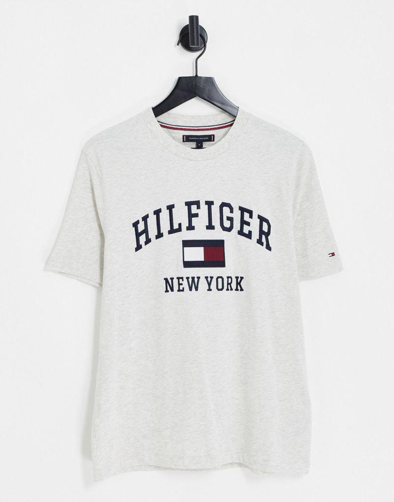 Tommy Hilfiger modern varsity logo cotton t-shirt in stone商品第1张图片规格展示