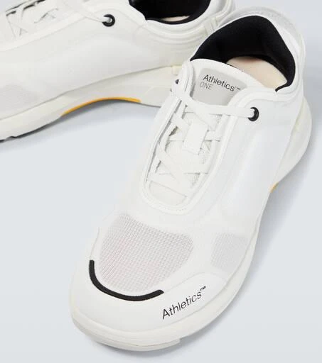 商品Athletics Footwear|One运动鞋,价格¥656,第3张图片详细描述