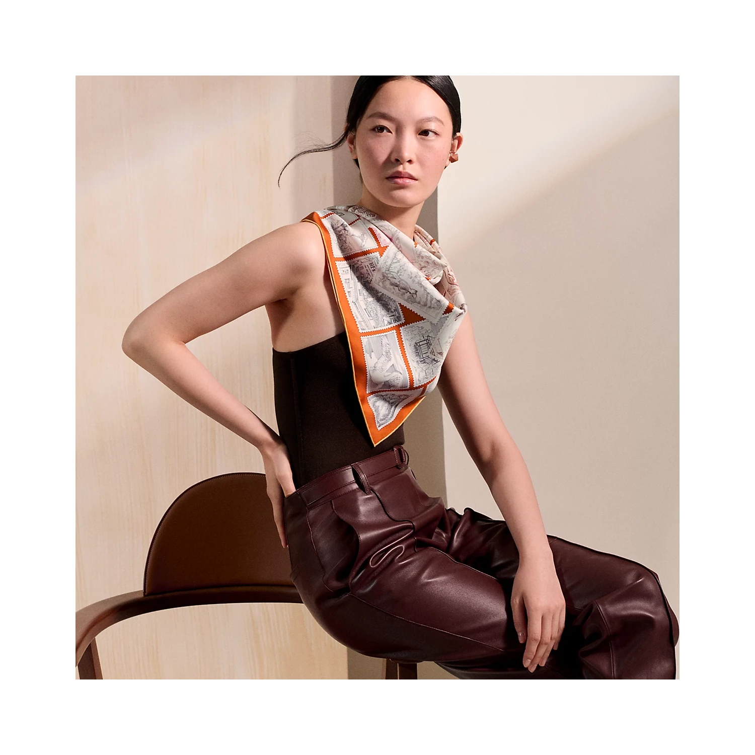 商品Hermes|【预售】 爱马仕 25春夏 女士 丝巾 Carré 90 Le Philatéliste du Faubourg H004205S 11 ,价格¥5999,第1张图片