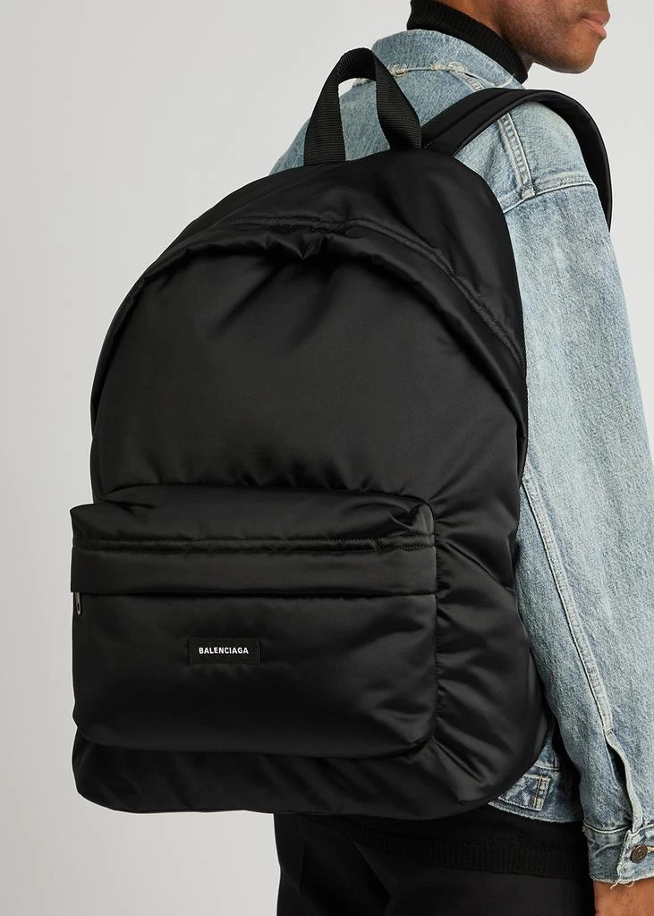 商品Balenciaga|Oversized XL black satin backpack,价格¥8333,第5张图片详细描述