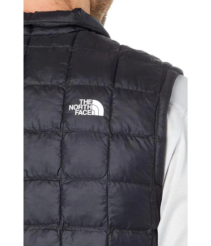 商品The North Face|Thermoball Eco Vest,价格¥913,第3张图片详细描述