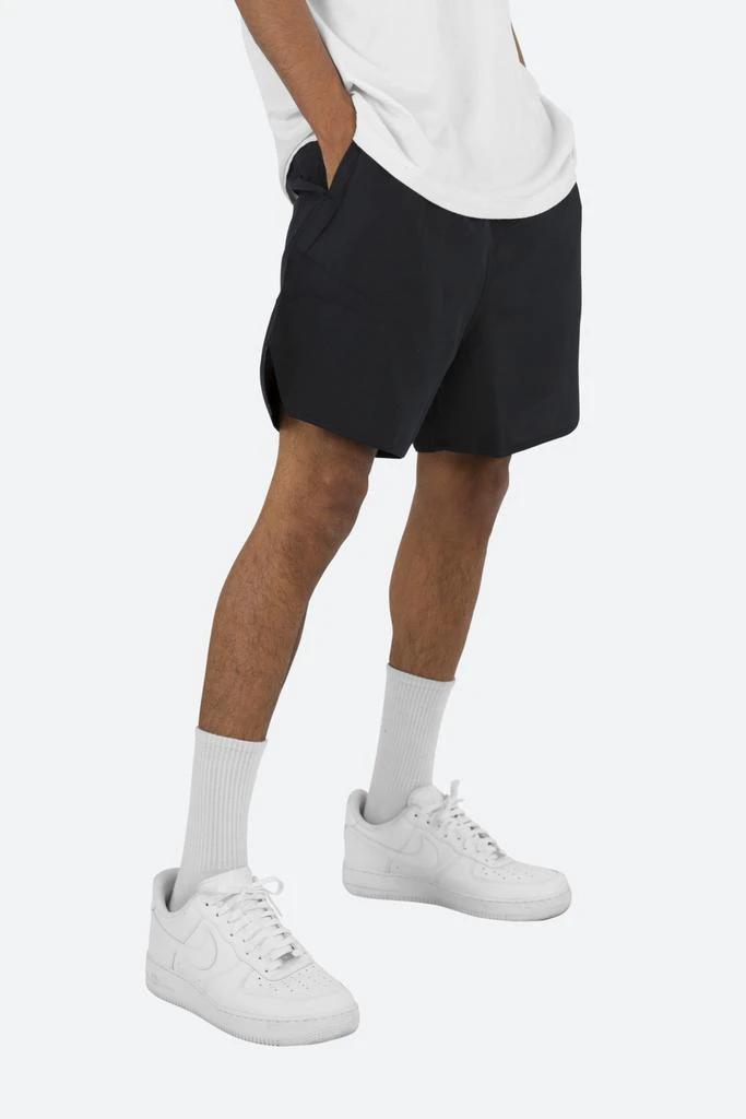 商品MNML|Every Day Hiking Shorts - Black,价格¥242,第2张图片详细描述