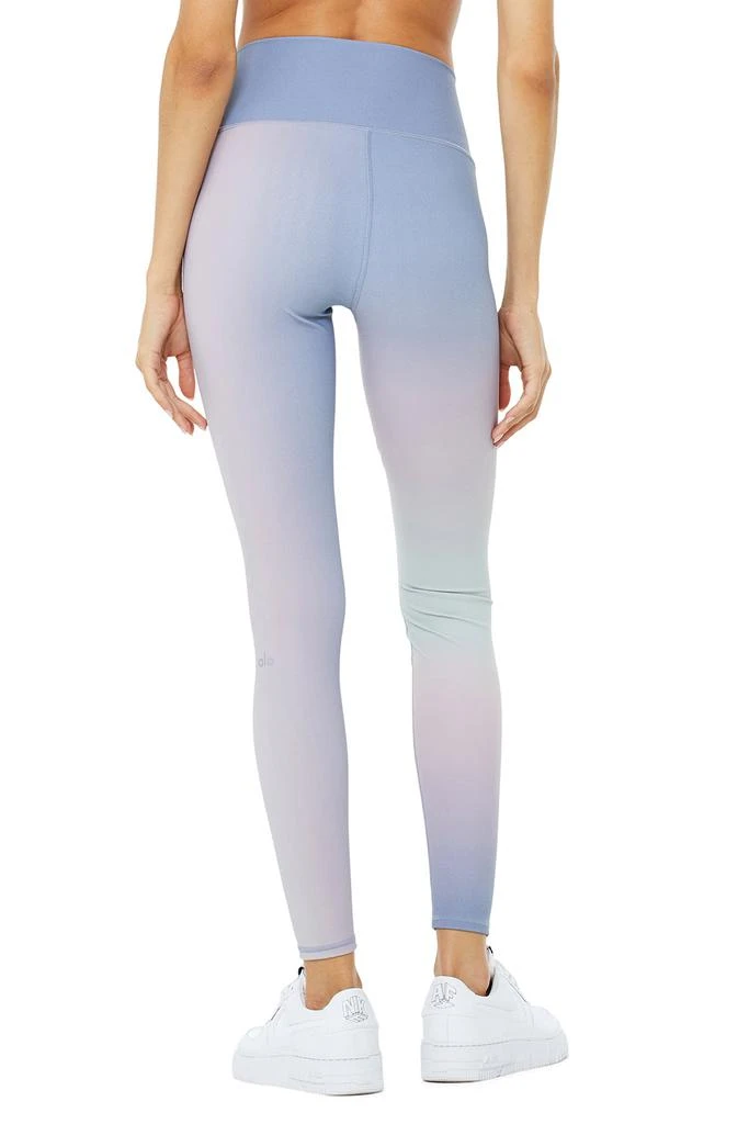 商品Alo|Vapor High-Waist Gradient Dusk Legging - Sunrise Sky,价格¥690,第3张图片详细描述