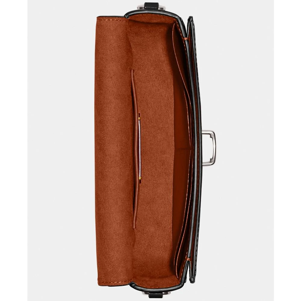 商品Coach|Patent Leather Studio Baguette Bag,价格¥2629,第5张图片详细描述