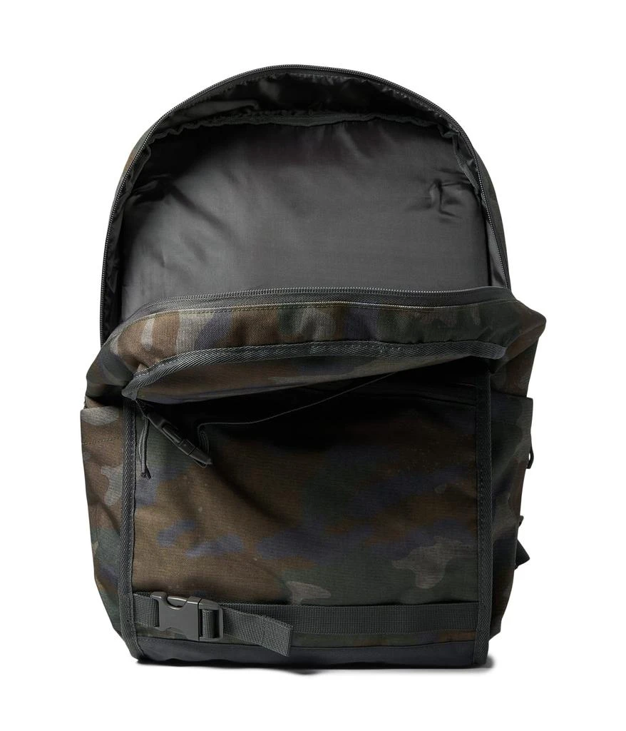 商品Volcom|Substrate Backpack,价格¥352,第3张图片详细描述