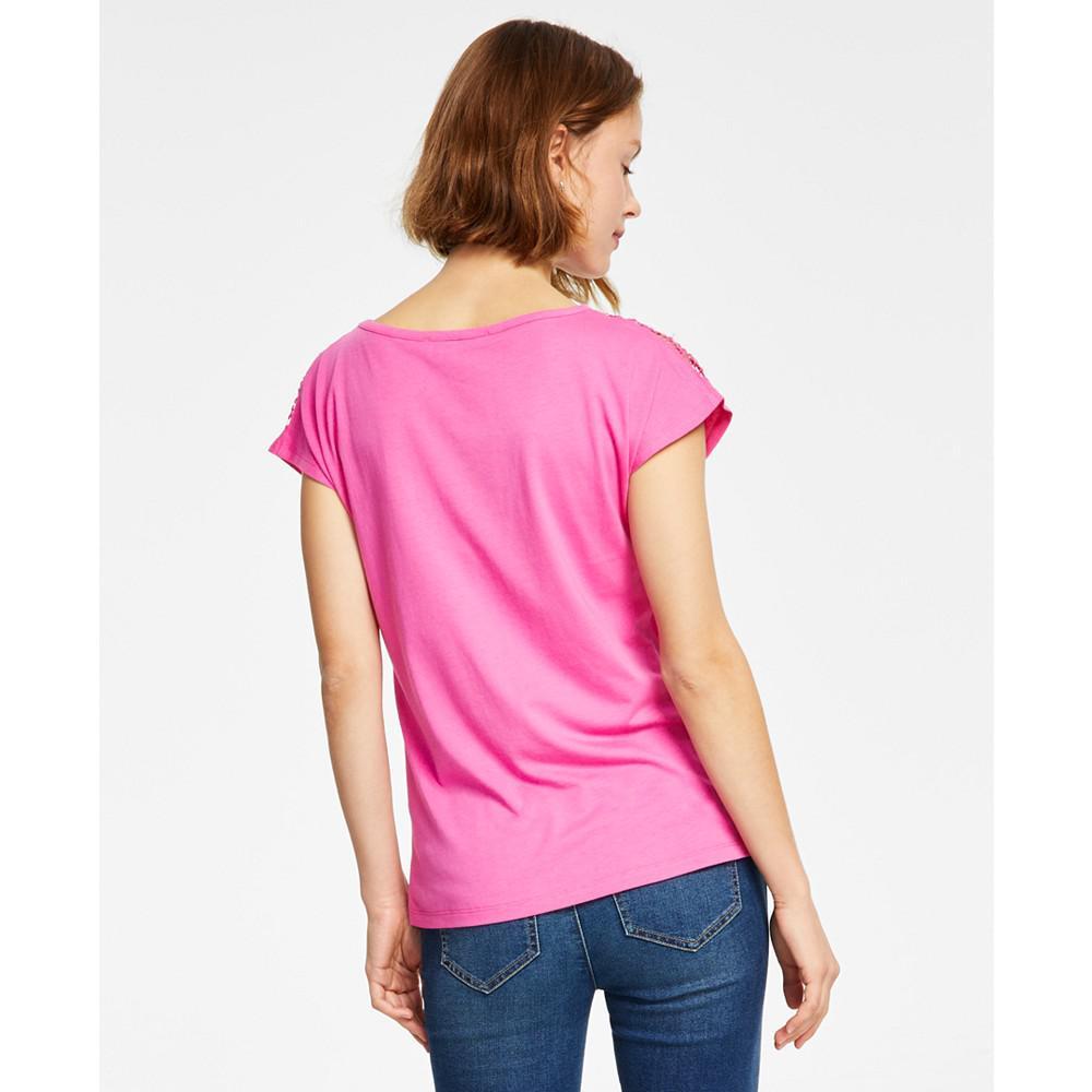 商品Tommy Hilfiger|Women's Lace-Trimmed T-Shirt,价格¥263,第4张图片详细描述