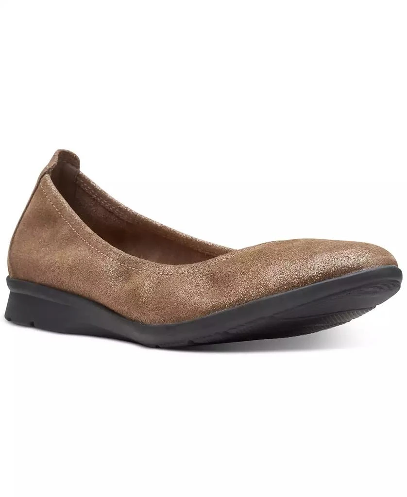 商品Clarks|Women's Jenette Ease Slip-On Flats,价格¥411,第1张图片