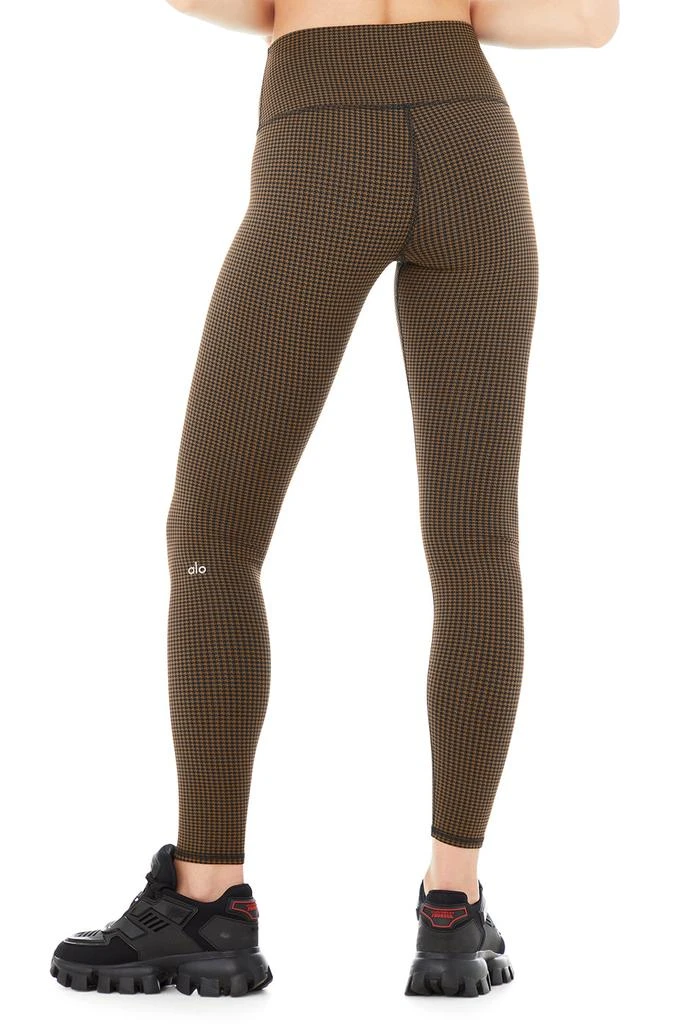 商品Alo|High-Waist Micro Houndstooth Legging - Hot Cocoa/Black,价格¥625,第2张图片详细描述