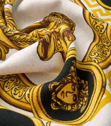 商品Versace|Wool blanket,价格¥7040,第3张图片详细描述