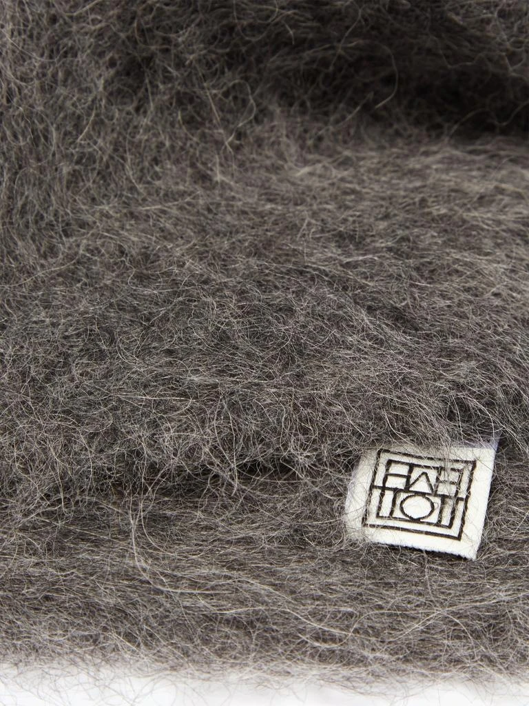 商品Totême|Logo-label alpaca-blend scarf,价格¥1121,第3张图片详细描述