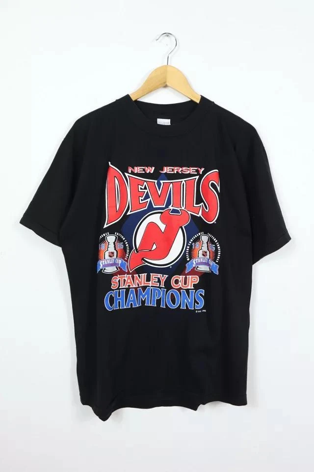 商品Urban Outfitters|Vintage 1995 New Jersey Devils Stanley Cup Champions Tee,价格¥672,第1张图片