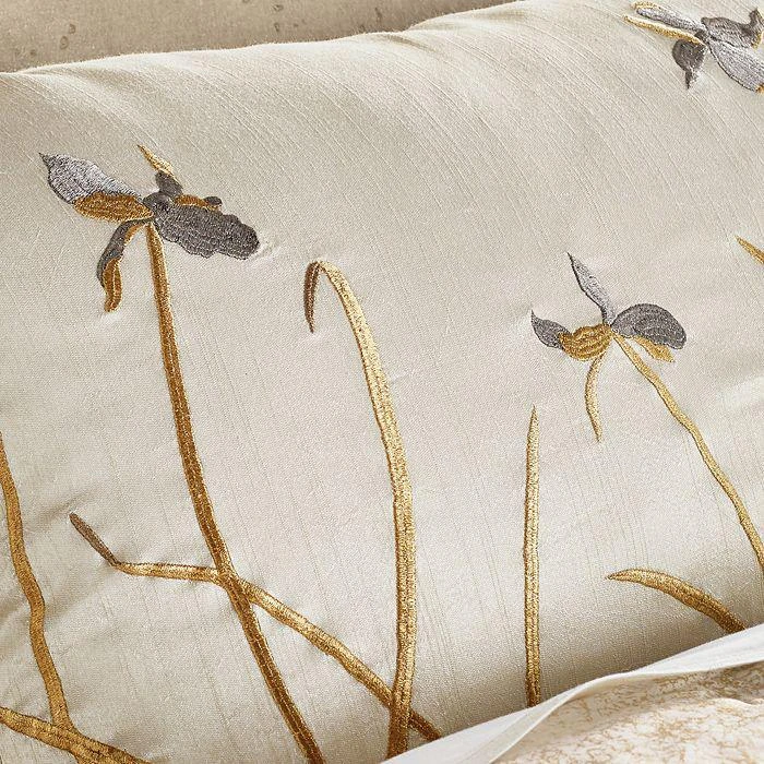 商品Michael Aram|Iris Embroidered Standard Sham,价格¥583,第5张图片详细描述