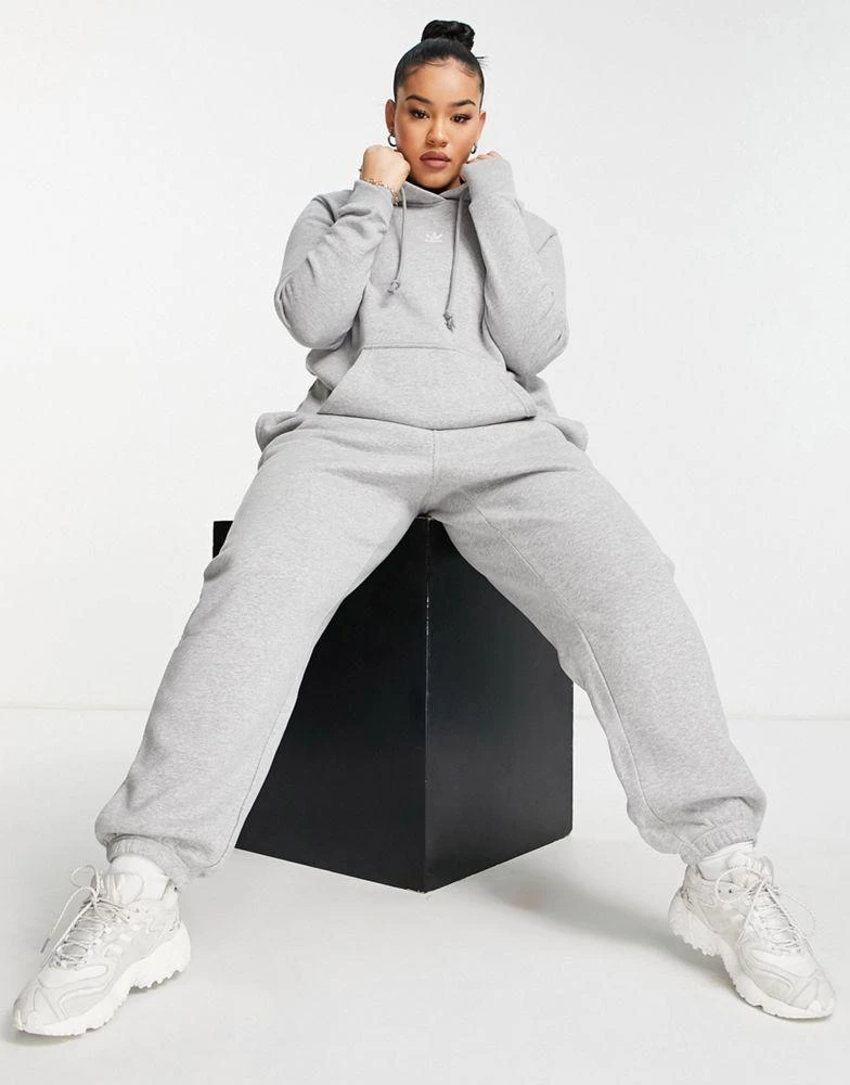 商品Adidas|adidas Originals Plus essential jogger in grey,价格¥193,第3张图片详细描述