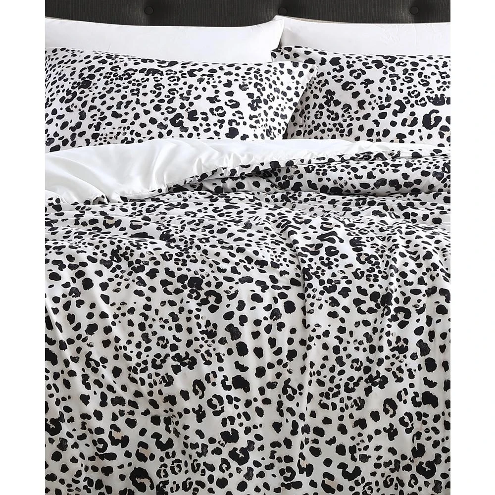 商品Betsey Johnson|CLOSEOUT! Water Leopard Comforter Set,价格¥1061,第3张图片详细描述