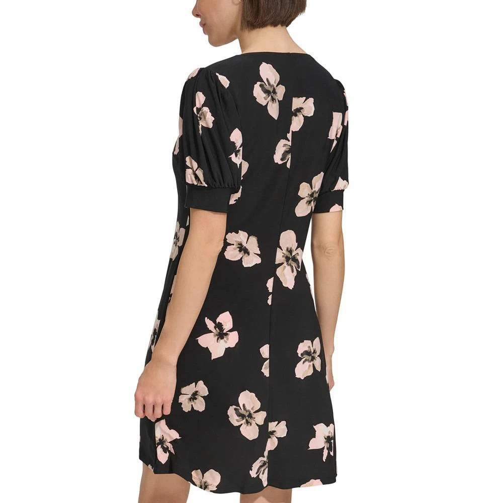 商品Tommy Hilfiger|Women's Floral V-Neck Puff-Sleeve Dress,价格¥547,第2张图片详细描述