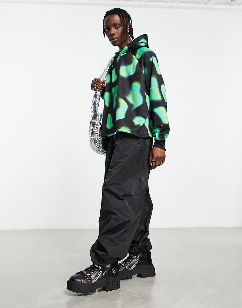 ASOS DESIGN super oversized cropped hoodie in all over blur print with toggles商品第4张图片规格展示