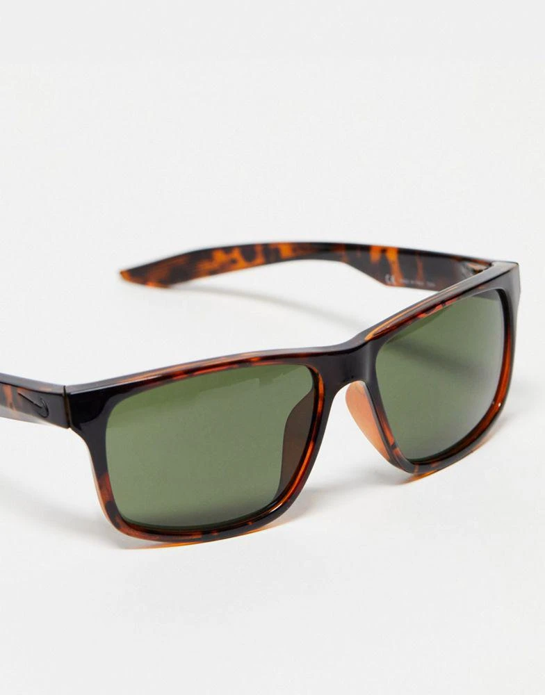 商品NIKE|Nike Essential Essential Chaser tinted lens sunglasses in tortoiseshell,价格¥873,第4张图片详细描述