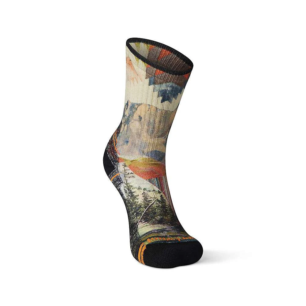 商品SmartWool|Women's Performance Hike Light Cushion Mountain Printed Crew Sock,价格¥145,第2张图片详细描述