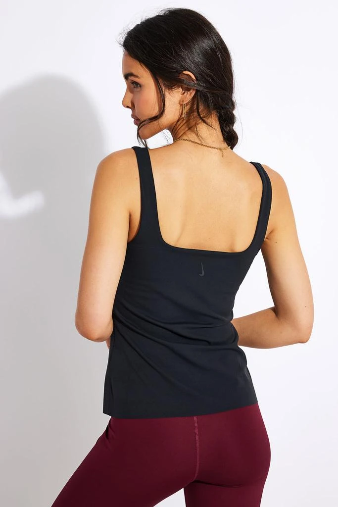 商品NIKE|Yoga Luxe Tank - Black/Dark Smoke Grey,价格¥484,第3张图片详细描述