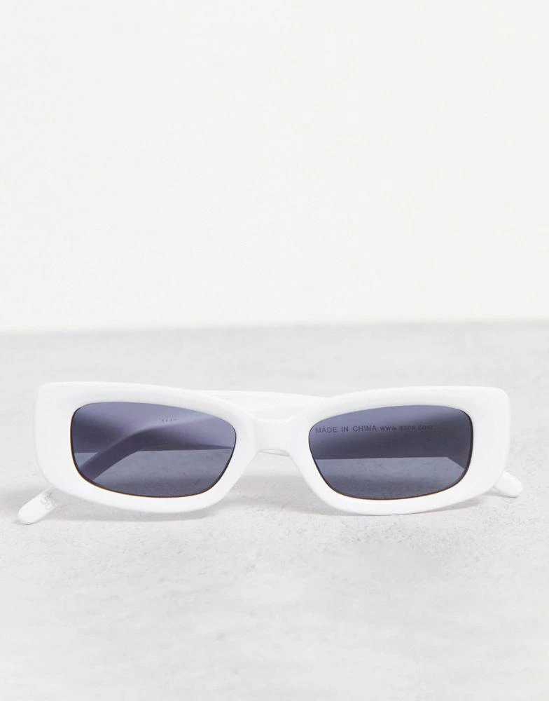 商品ASOS|ASOS DESIGN rectangle sunglasses with smoke lens in white - WHITE,价格¥108,第2张图片详细描述