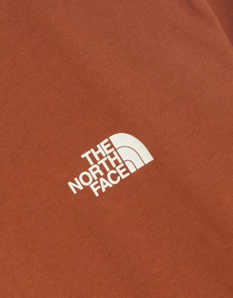 商品The North Face|The North Face Relaxed Simple Dome t-shirt in brown Exclusive at ASOS,价格¥198,第3张图片详细描述