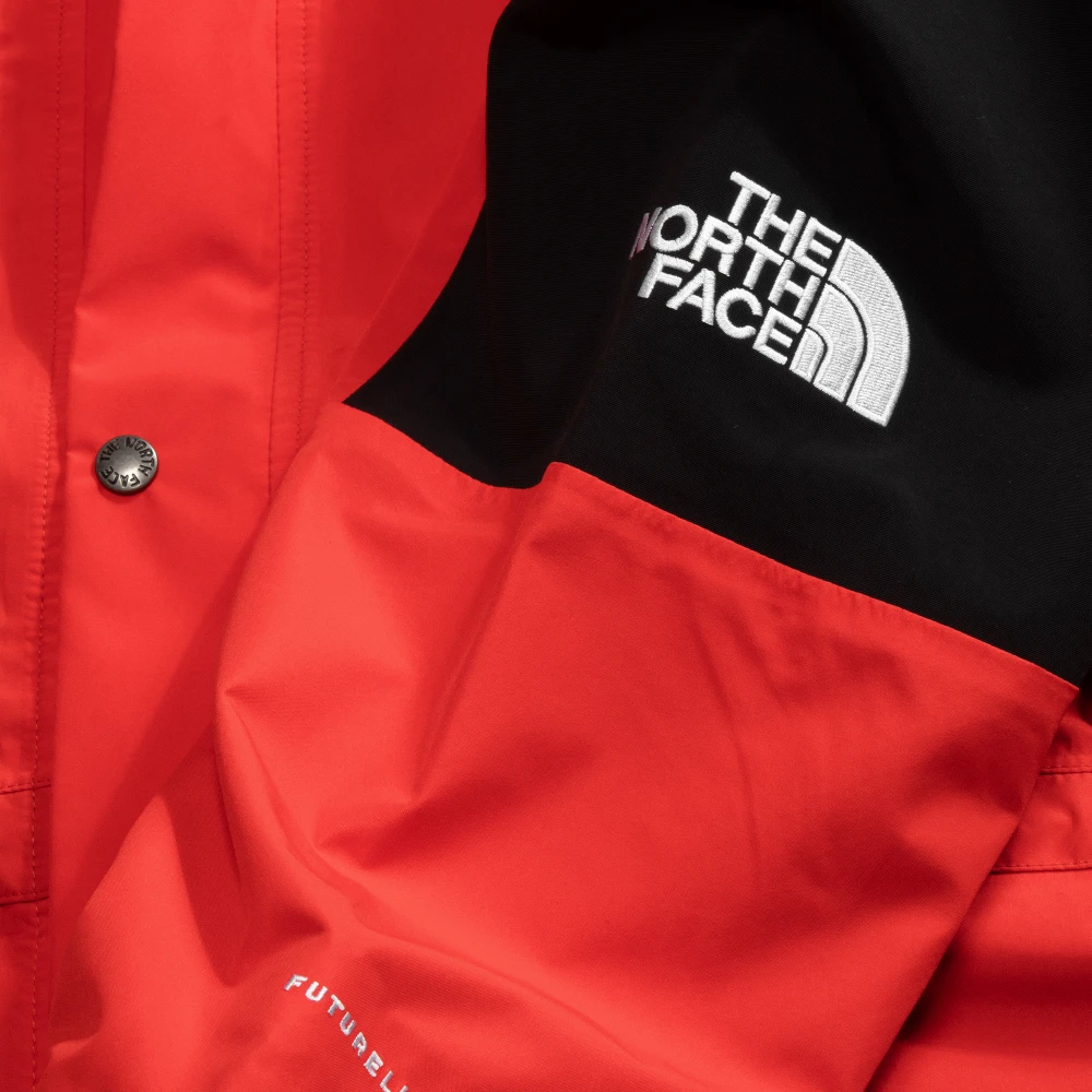 商品[国内直发] The North Face|[预售3天]北面 1994系列 Retro Mountain Futurelight 户外防水连帽长袖外套夹克 男女同款 火红色,价格¥2008,第5张图片详细描述