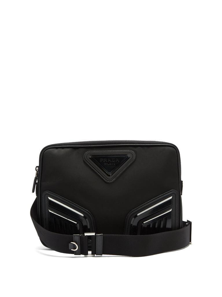 商品Prada|Triangle logo-plaque nylon cross-body bag,价格¥9265,第1张图片