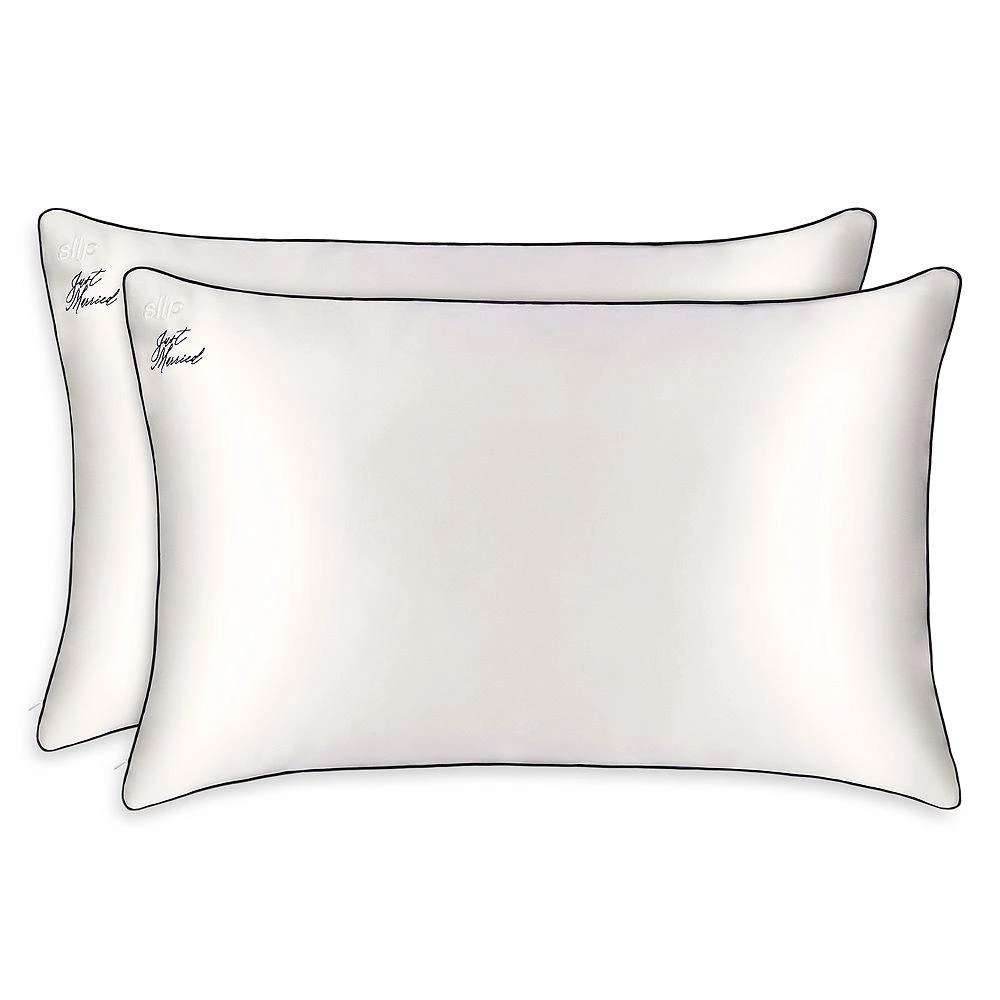 Just Married Embroidered Silk Pillowcase Set 商品