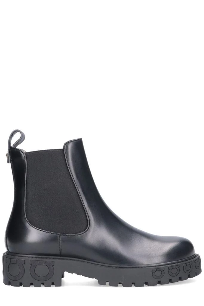 商品Salvatore Ferragamo|Salvatore Ferragamo Monogram Embossed Ankle Boots,价格¥3786-¥4431,第1张图片