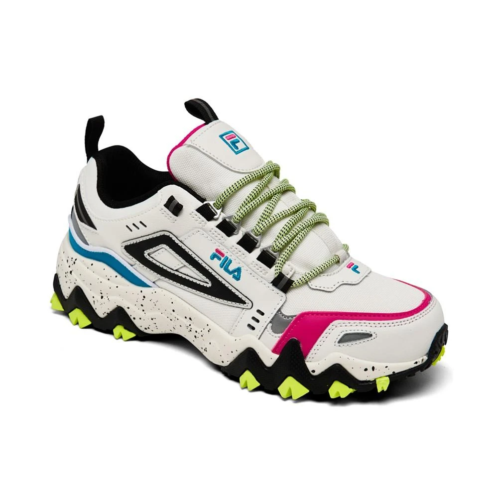 商品Fila|Women's Oakmont TR Casual Sneakers from Finish Line,价格¥263,第1张图片