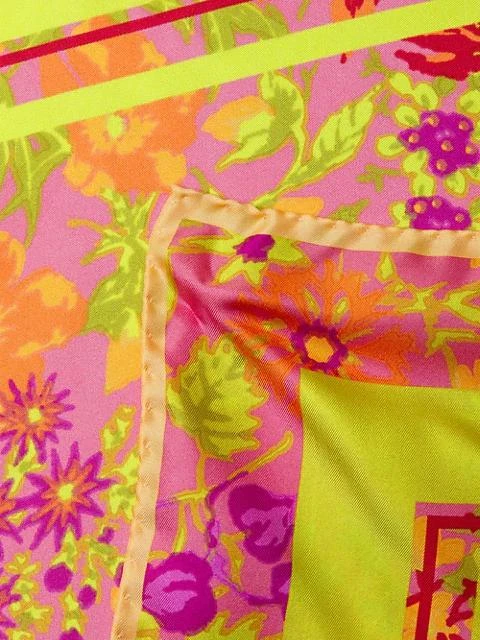 商品Weekend Max Mara|Patto Silk Scarf,价格¥420,第4张图片详细描述