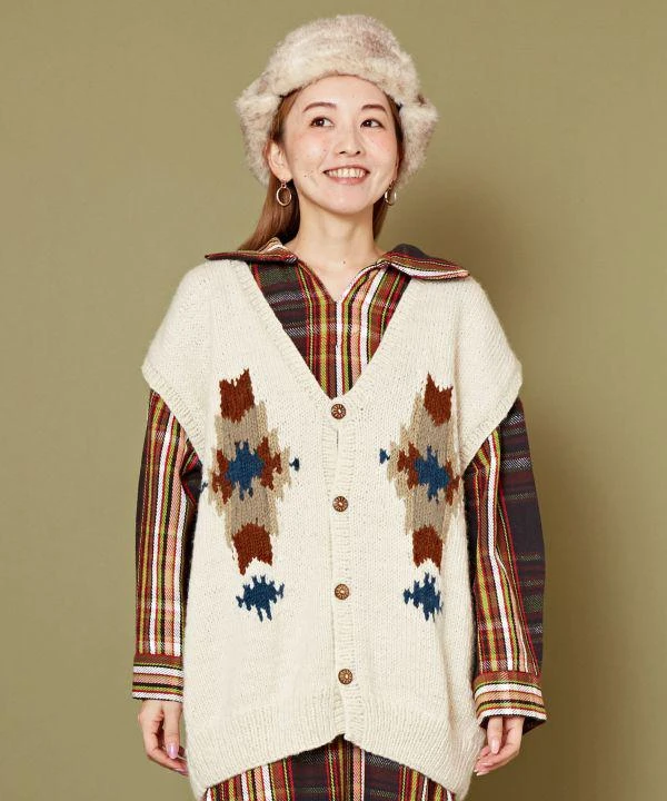 商品AMINA|Hand Knitted Vest,价格¥396,第2张图片详细描述
